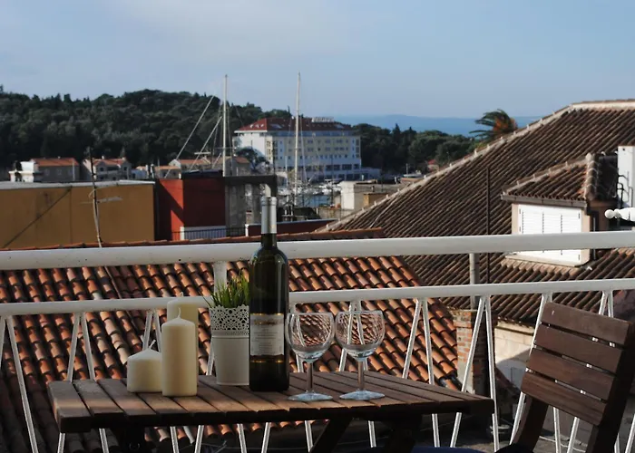 Lui Апартаменти *